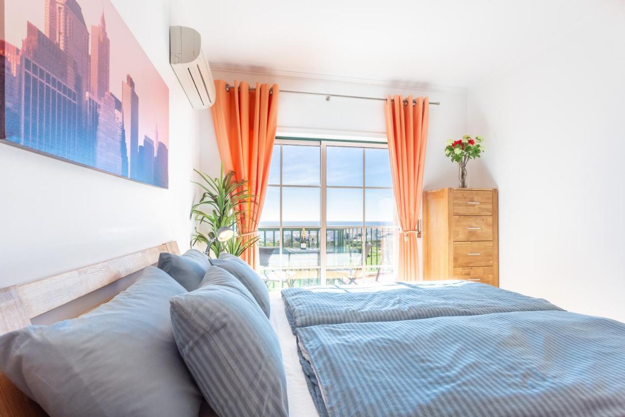 Lovely 2 Bedroom Apartment Including Pool, Stunning Ocean Views & Beach Closeby Luz Dış mekan fotoğraf