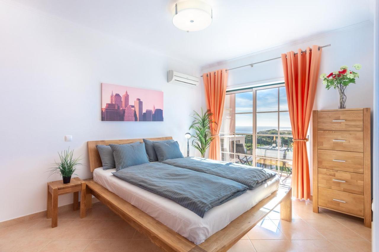 Lovely 2 Bedroom Apartment Including Pool, Stunning Ocean Views & Beach Closeby Luz Dış mekan fotoğraf